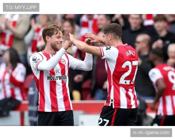 布伦特福德联赛杯强势表现引期待,持续展现竞争力 布伦特福德联赛杯强势表现引期待,持续展现竞争力