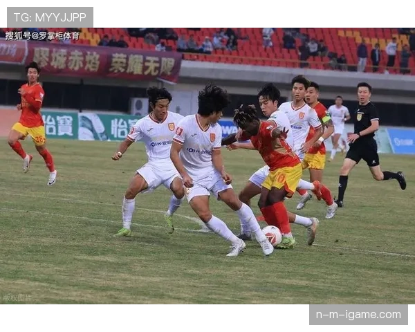 中超新赛季前瞻:各队备战有序推进,新援表现成关键看点 中超新赛季前瞻:各队备战有序推进,新援表现成关键看点