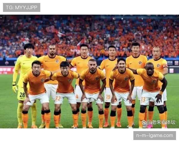 中超争冠白热化:多队表现稳健,焦点战引爆联赛悬念 中超争冠白热化:多队表现稳健,焦点战引爆联赛悬念