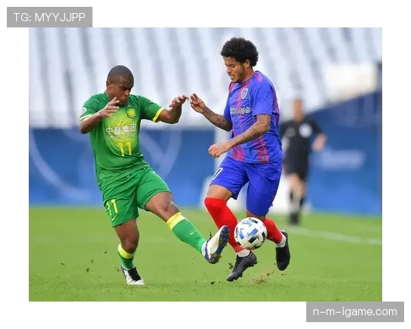 保利尼奥攻守兼备中场核心表现解析