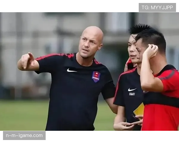 克鲁伊夫足球哲学核心解析