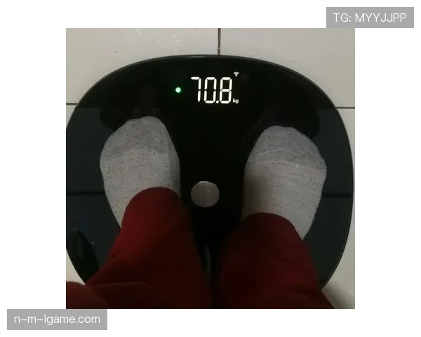 陈梦家冰箱里塞满蛋白粉，连饮料都是自己称重兑的